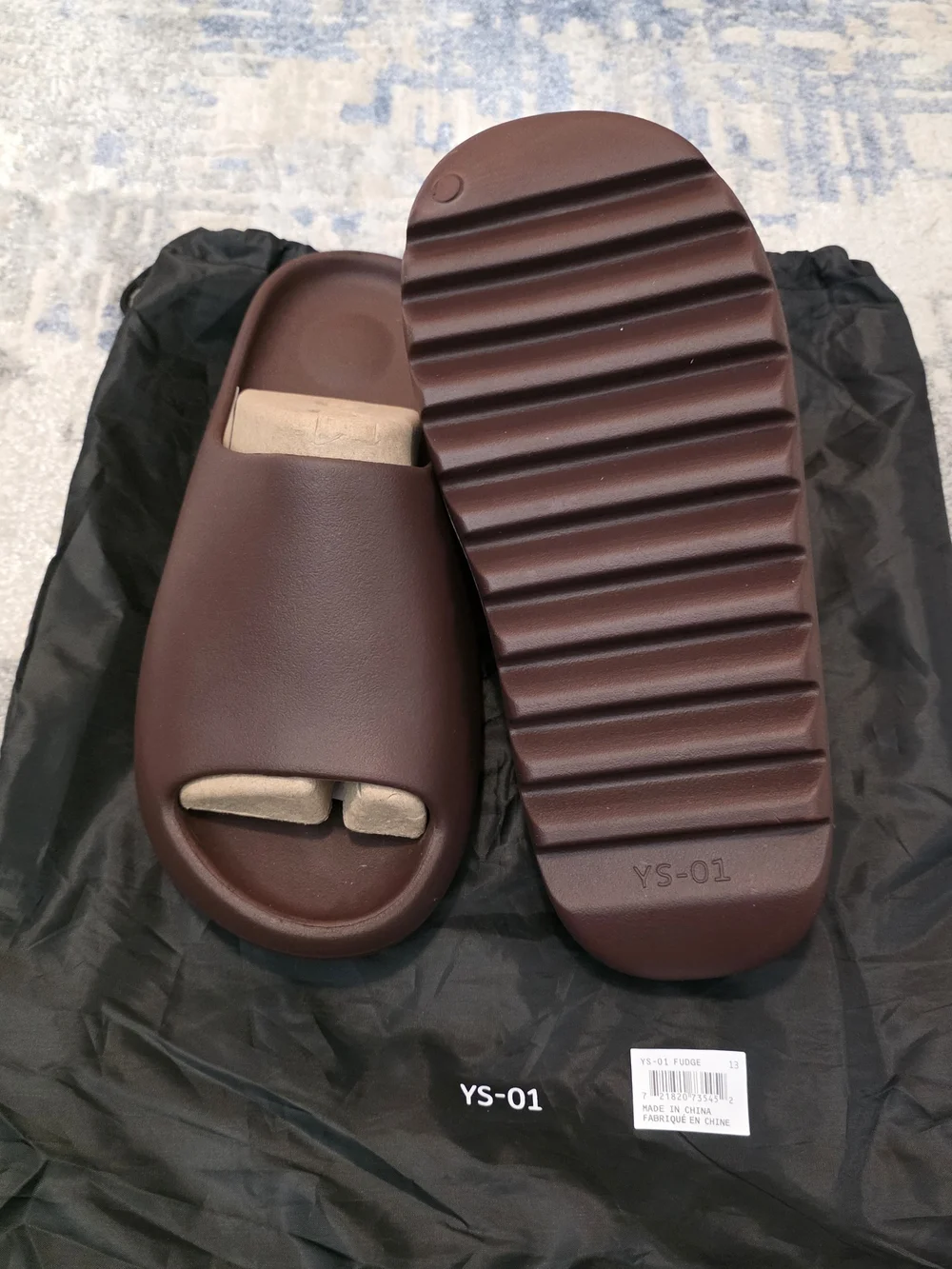 Yeezy Fudge Slides Size 13